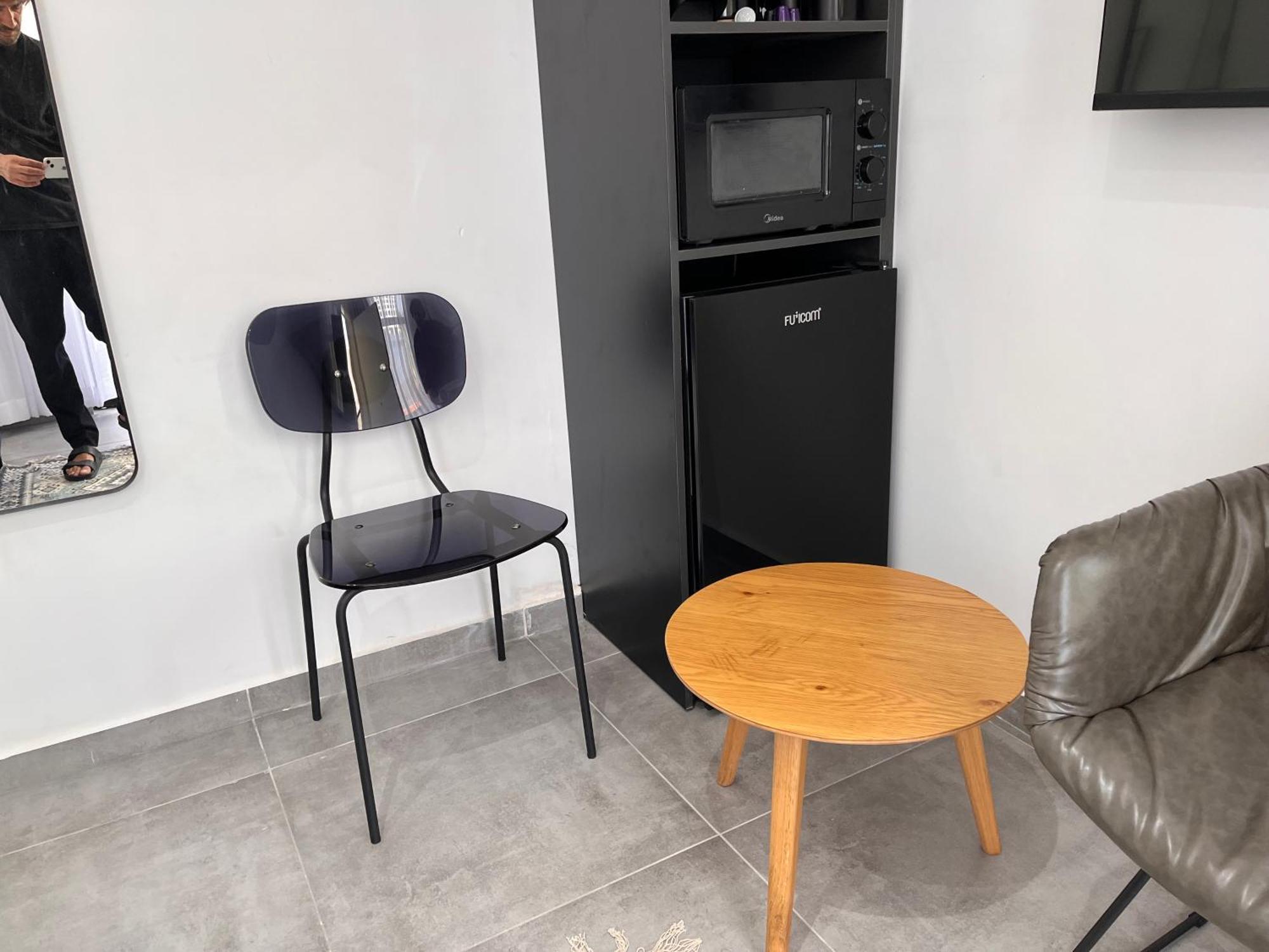 Yona 8 Bed & Breakfast Tel Aviv Rom bilde