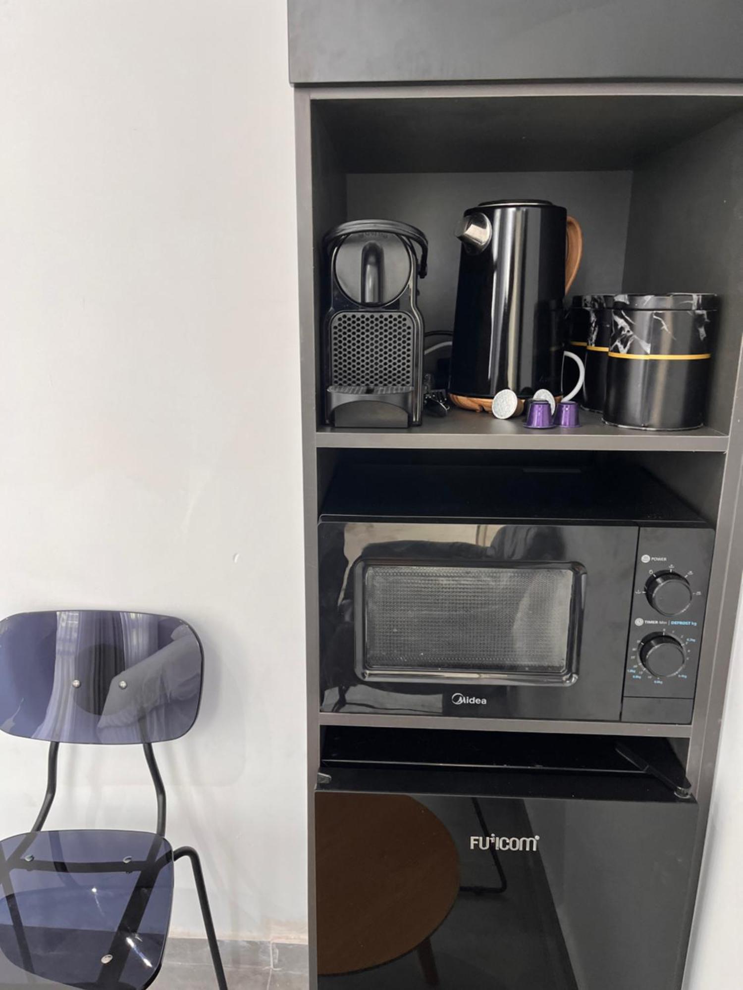 Yona 8 Bed & Breakfast Tel Aviv Rom bilde