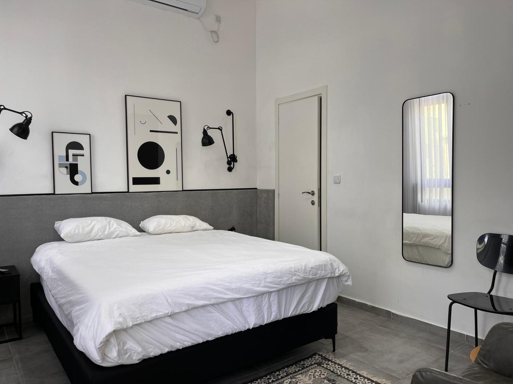 Yona 8 Bed & Breakfast Tel Aviv Rom bilde