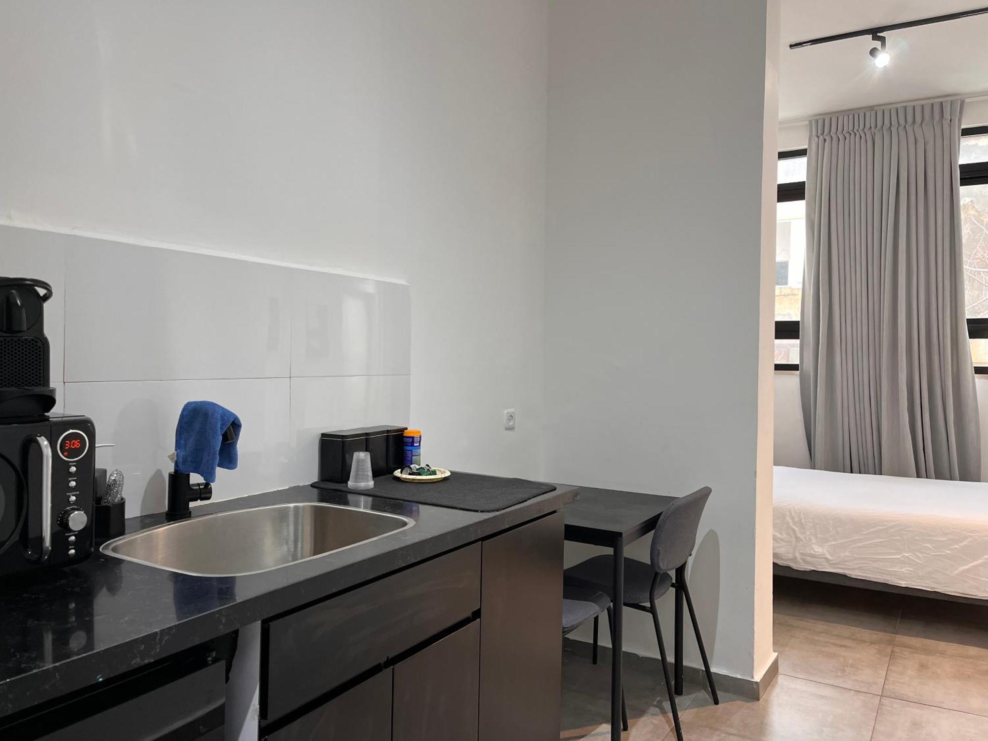 Yona 8 Bed & Breakfast Tel Aviv Eksteriør bilde
