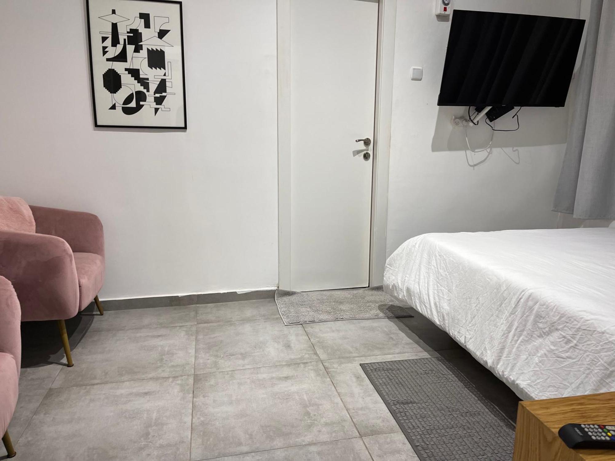 Yona 8 Bed & Breakfast Tel Aviv Eksteriør bilde